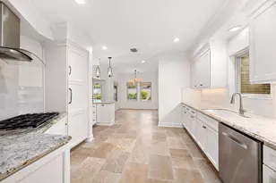 15742 Walkwood Dr, Houston, TX 77079 - Photo 22