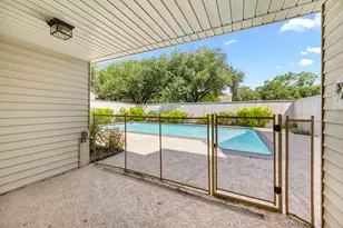 15742 Walkwood Dr, Houston, TX 77079 - Photo 40