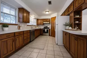 1220 Kelving Way, Wharton, TX 77488 - Photo 6