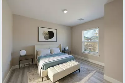 8302 Tavenor Lane, Houston, TX 77075 - Photo 14