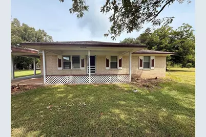 302 Channelview Drive, Anahuac, TX 77514 - Photo 2
