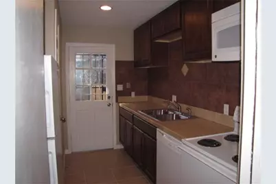 3303 W Greenridge Drive #23, Houston, TX 77057 - Photo 4