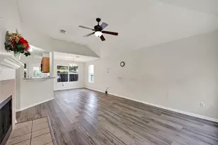 5919 Bradworthy Dr, Katy, TX 77449 - Photo 4