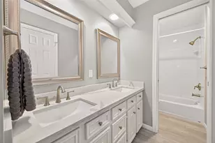 1122 Daria Dr, Houston, TX 77079 - Photo 24