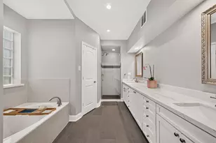 1122 Daria Dr, Houston, TX 77079 - Photo 16