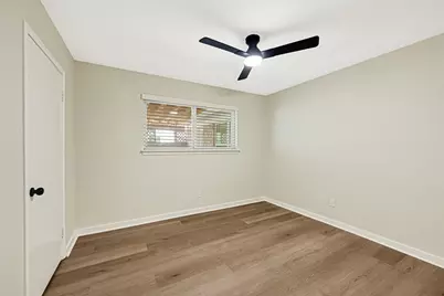 10307 Sagerock Drive, Houston, TX 77089 - Photo 20