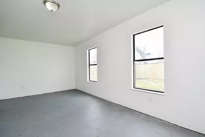 5814 Belneath Street, Houston, TX 77033 - Photo 32
