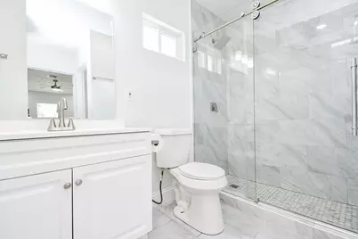 5814 Belneath Street, Houston, TX 77033 - Photo 18