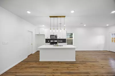 6719 Roanoke Street, Houston, TX 77028 - Photo 12