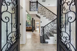 2911 Summersweet Pl, The Woodlands, TX 77380 - Photo 2