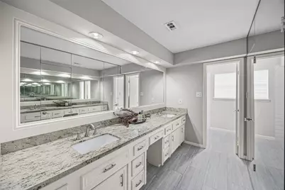 14010 Court Of Regents, Houston, TX 77069 - Photo 10