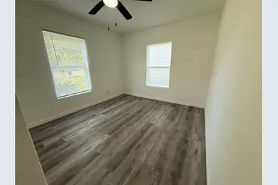 221 18th Avenue N, Texas City, TX 77590 - Photo 18
