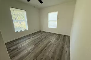 221 18th Ave N, Texas City, TX 77590 - Photo 18