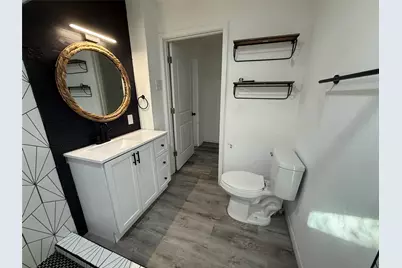 221 18th Avenue N, Texas City, TX 77590 - Photo 22