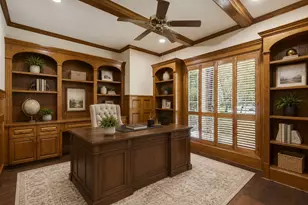 7 Pastoral Pond Cir, The Woodlands, TX 77380 - Photo 4