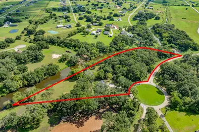 1219 Chuckwagon Court, Angleton, TX 77515 - Photo 4