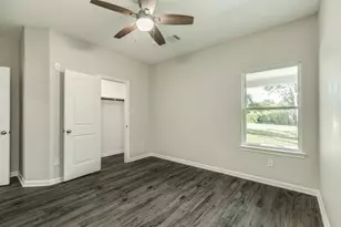 1219 Chuck Wagon Ct, Angleton, TX 77515 - Photo 34