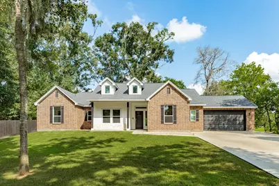 1219 Chuckwagon Court, Angleton, TX 77515 - Photo 1
