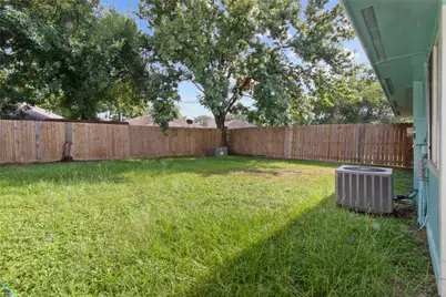 9207 Goodmeadow Drive, Houston, TX 77064 - Photo 12