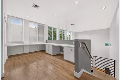 1634 Marshall Street, Houston, TX 77006 - Photo 18