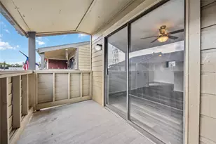 15534 Zabolio Dr, Houston, TX 77598 - Photo 18