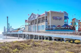 1513 40th St, Galveston, TX 77550 - Photo 26