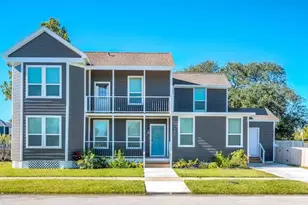 1513 40th St, Galveston, TX 77550 - Photo 1