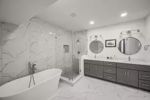 1513 40th St, Galveston, TX 77550 - Photo 10