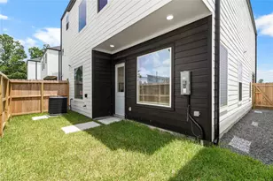 4746 Martin Hill St, Houston, TX 77018 - Photo 40