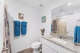 2201 Laurel Bloom Ln, Sealy, TX 77474 - Photo 10