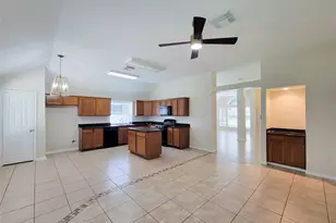 2930 Meadow Brook Dr, League City, TX 77573 - Photo 14