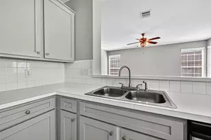 7411 Pacific Ridge Ct, Houston, TX 77095 - Photo 14