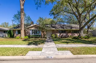 5238 Loch Lomond Dr, Houston, TX 77096 - Photo 2