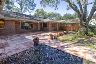 5238 Loch Lomond Dr, Houston, TX 77096 - Photo 26