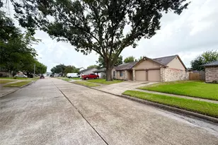 16723 Summer Dawn Ln, Houston, TX 77095 - Photo 32