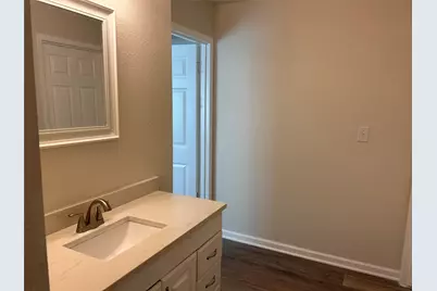 616 E Boothe Street, Cleveland, TX 77327 - Photo 14