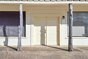 110 N Zavalla St, Jasper, TX 75951 - Photo 4