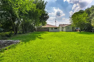 2324 N Logan St, Texas City, TX 77590 - Photo 30