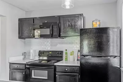 4600 West Pioneer Drive #017, Irving, TX 75061 - Photo 8