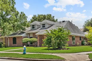 19619 Pine Cluster Ln, Humble, TX 77346 - Photo 2