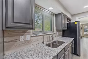 19619 Pine Cluster Ln, Humble, TX 77346 - Photo 10