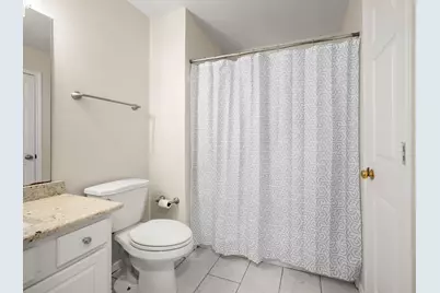 22 N Hollylaurel Circle, The Woodlands, TX 77382 - Photo 20