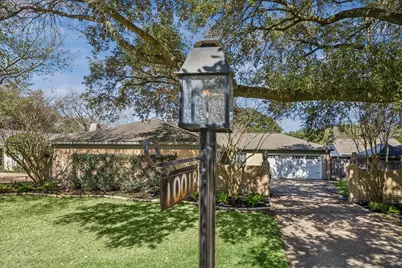 10018 Locke Lane, Houston, TX 77042 - Photo 2