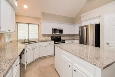 4765 Oakmont Court, League City, TX 77573 - Photo 6