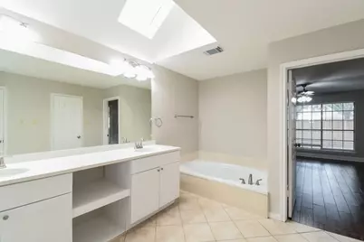 4765 Oakmont Court, League City, TX 77573 - Photo 12