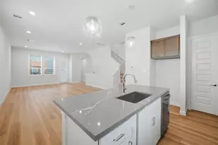1811 Mills St, Houston, TX 77026 - Photo 8