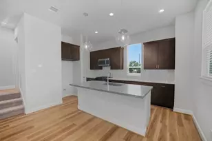 1811 Mills St, Houston, TX 77026 - Photo 4