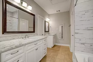 305 Felt Cir, Houston, TX 77011 - Photo 26