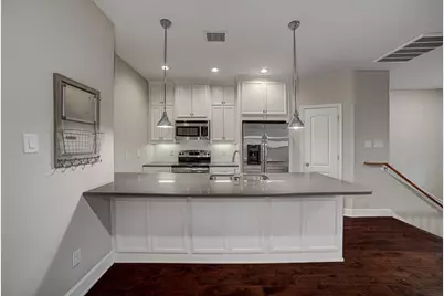 305 Felt Circle, Houston, TX 77011 - Photo 12