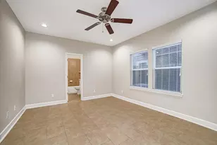 305 Felt Cir, Houston, TX 77011 - Photo 6